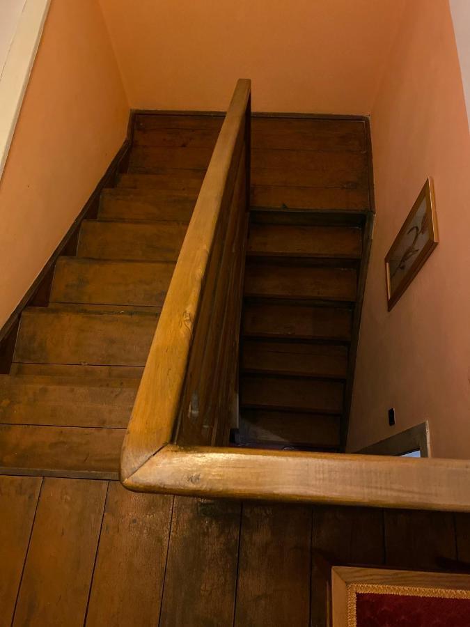 Old Summer House With Renovated Bathroom Prague Ngoại thất bức ảnh