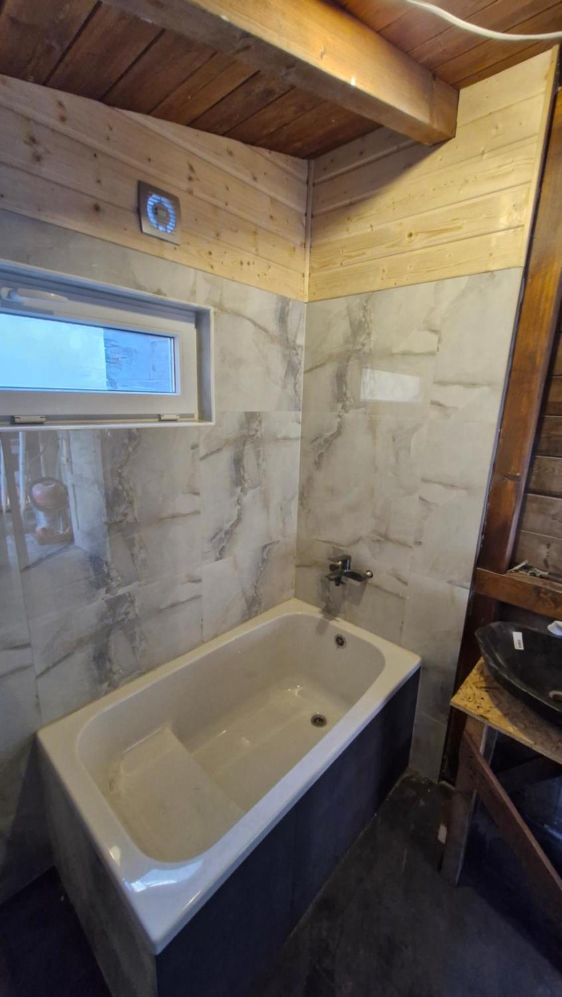Old Summer House With Renovated Bathroom Prague Ngoại thất bức ảnh